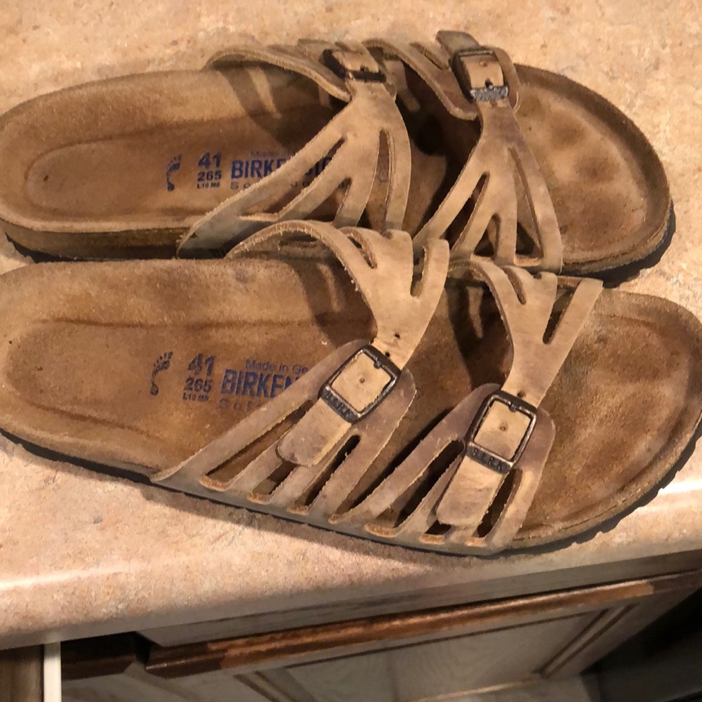 Women’s Birkenstock- like new, hardly worn.